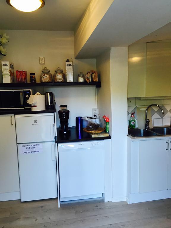 Mullbaersgardens Bed And Breakfast Visby Esterno foto